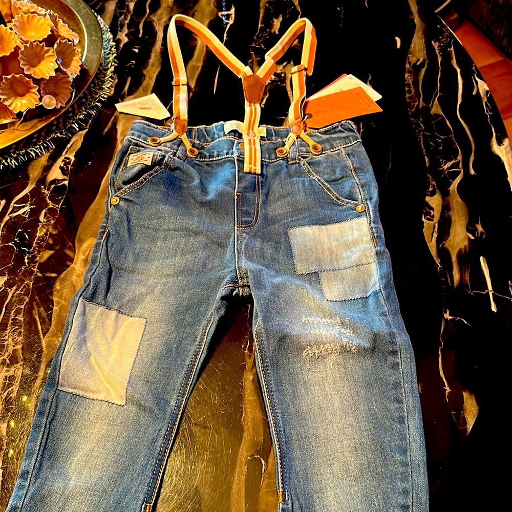 Zara baby suspender jeans. Brand new ! Size 3/4